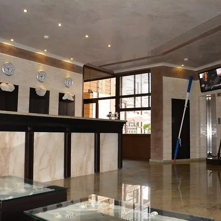 Vip Club Dolphin Coast Lejlighedshotel 3*