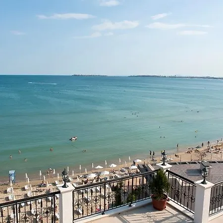 Vip Club Dolphin Coast Aparthotel Sunny Beach