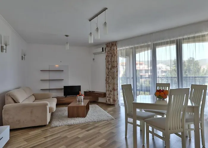 Vip Club Dolphin Coast 3* Sunny Beach